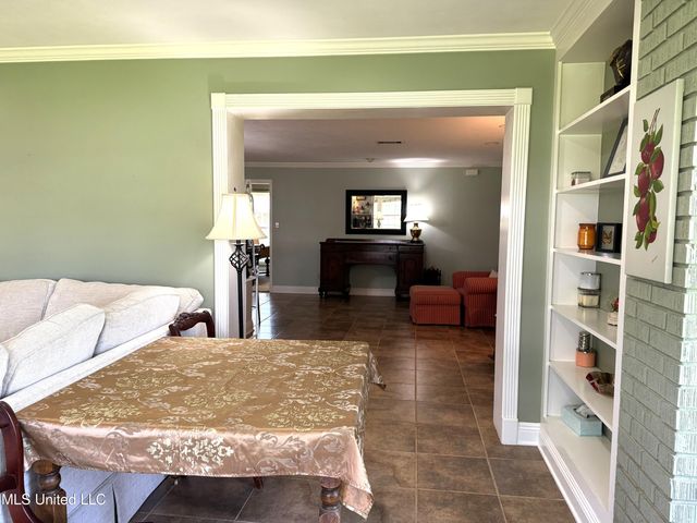 4 Sun Court, Natchez, MS 39120