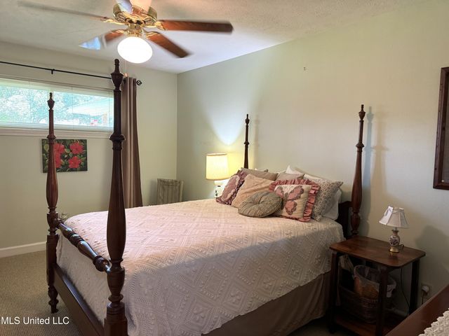 4 Sun Court, Natchez, MS 39120