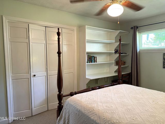 4 Sun Court, Natchez, MS 39120