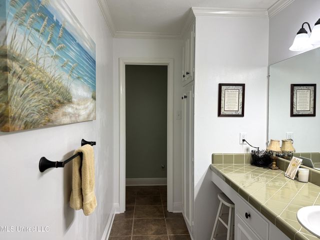 4 Sun Court, Natchez, MS 39120
