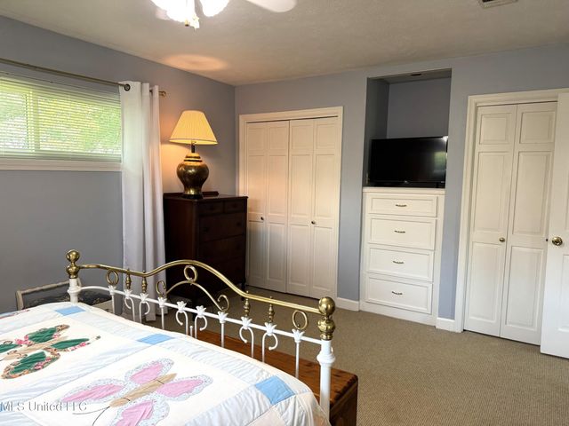 4 Sun Court, Natchez, MS 39120