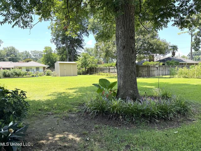 4 Sun Court, Natchez, MS 39120