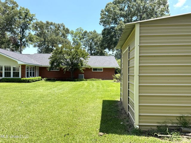4 Sun Court, Natchez, MS 39120