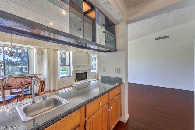 3124 Harborside Drive, Las Vegas, NV 89117