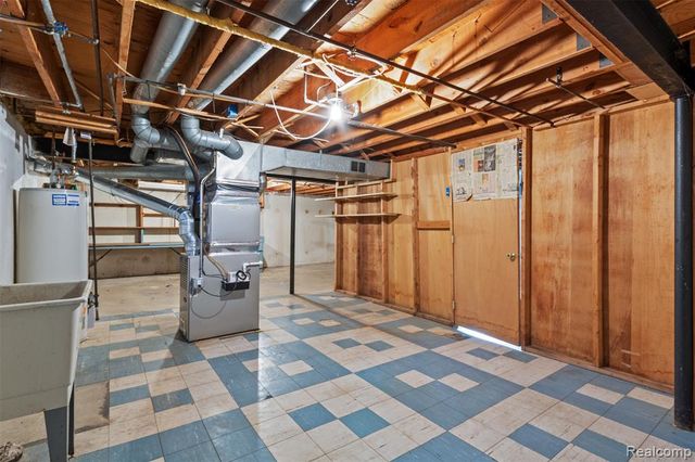 2846 Teasdale Drive, Troy, MI 48083