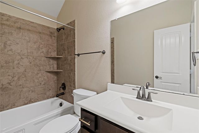 13102 Dover Bluff Drive, Rosharon, TX 77583