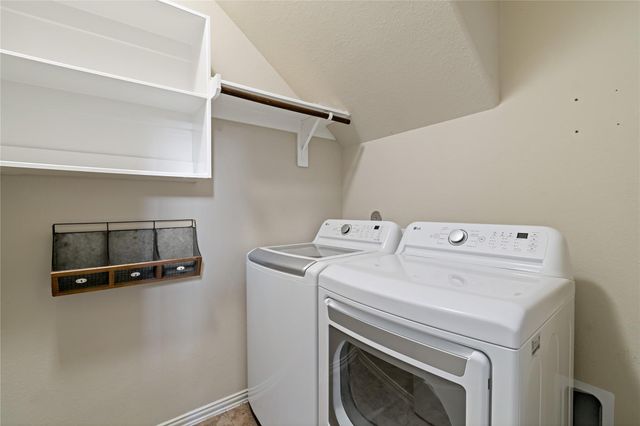 13102 Dover Bluff Drive, Rosharon, TX 77583