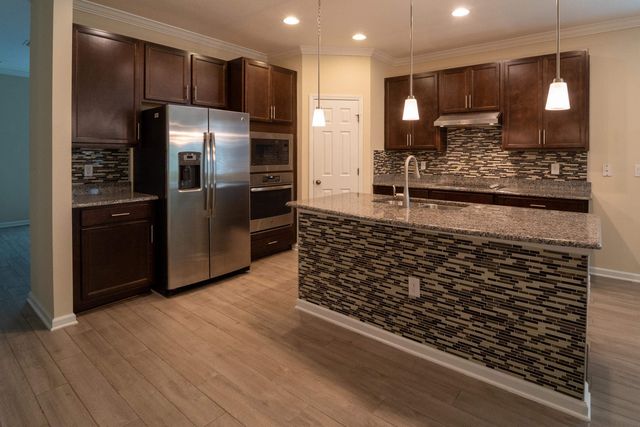543 Aventurine Ave, St Augustine, FL 32086