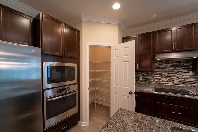 543 Aventurine Ave, St Augustine, FL 32086