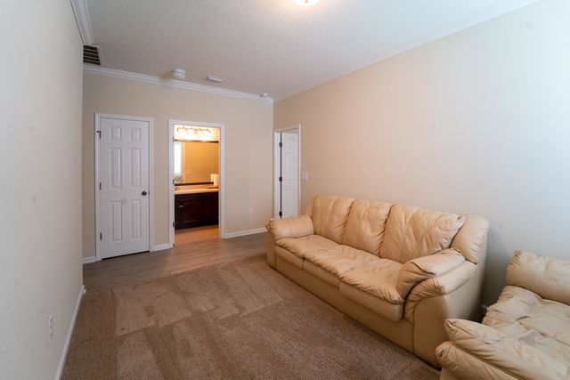 543 Aventurine Ave, St Augustine, FL 32086