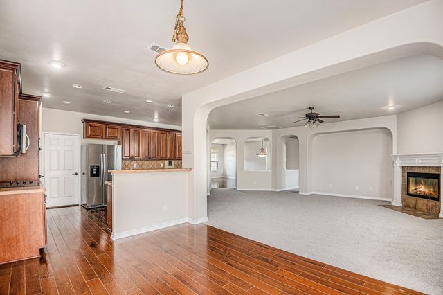 605 Port Royale Way, Euless, TX 76039