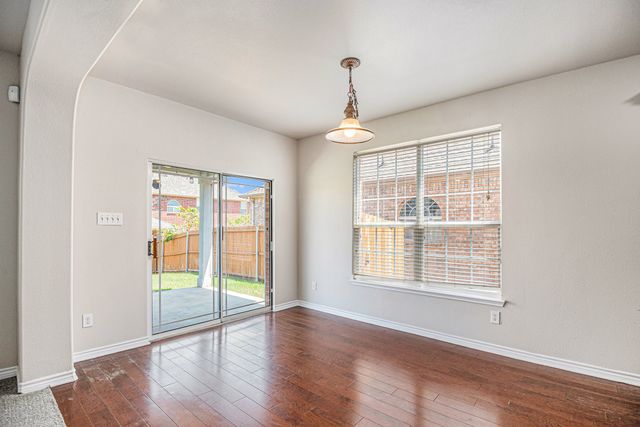 605 Port Royale Way, Euless, TX 76039
