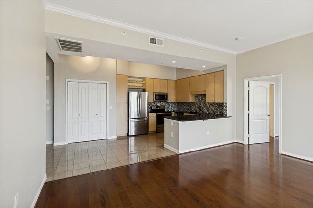 3225 Turtle Creek Boulevard 1111, Dallas, TX 75219
