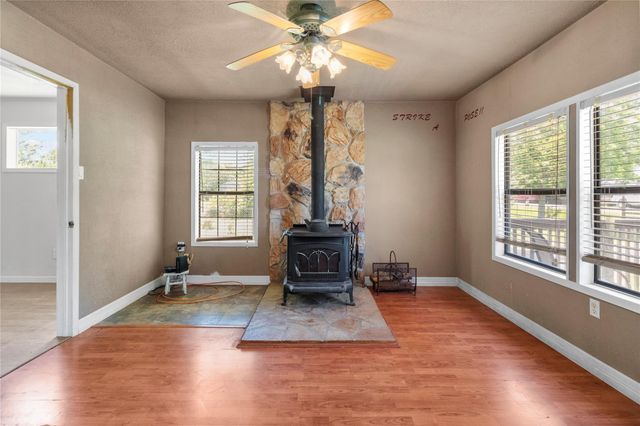 2813 Avenue H, San Leon, TX 77539