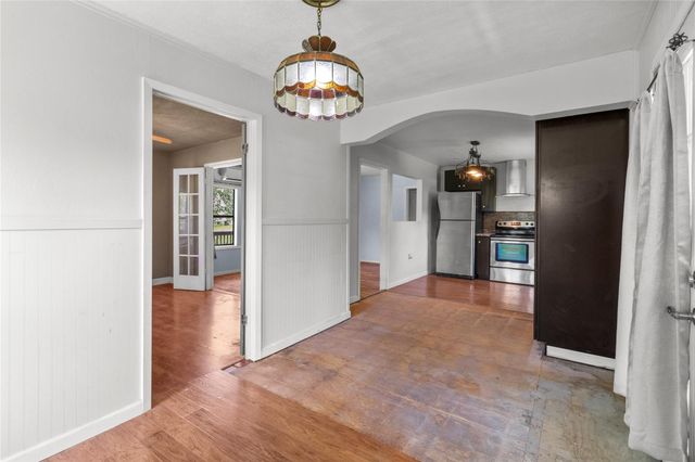 2813 Avenue H, San Leon, TX 77539