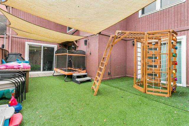 104 Kings Way, Summerville, SC 29485