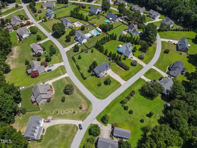 5564 Spence Plantation Lane, Holly Springs, NC 27540