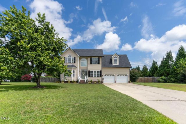 5564 Spence Plantation Lane, Holly Springs, NC 27540
