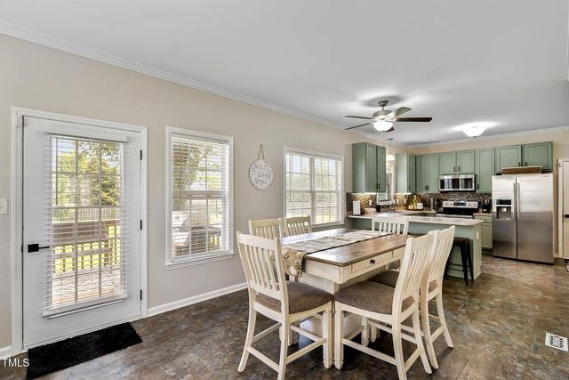 5564 Spence Plantation Lane, Holly Springs, NC 27540