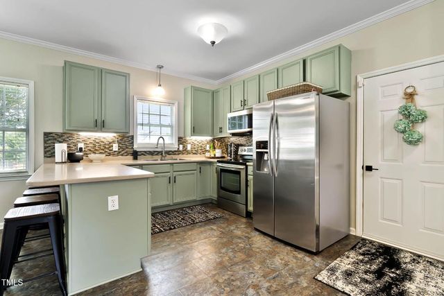 5564 Spence Plantation Lane, Holly Springs, NC 27540