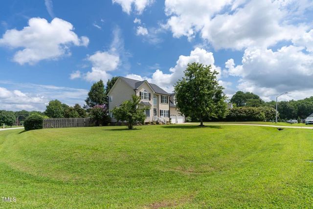 5564 Spence Plantation Lane, Holly Springs, NC 27540