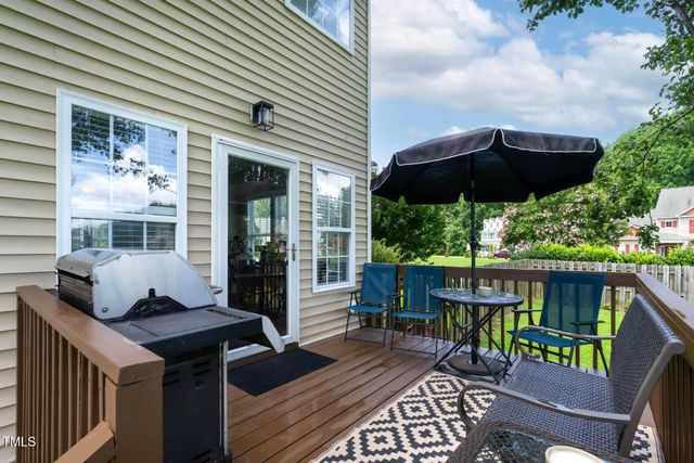 5564 Spence Plantation Lane, Holly Springs, NC 27540