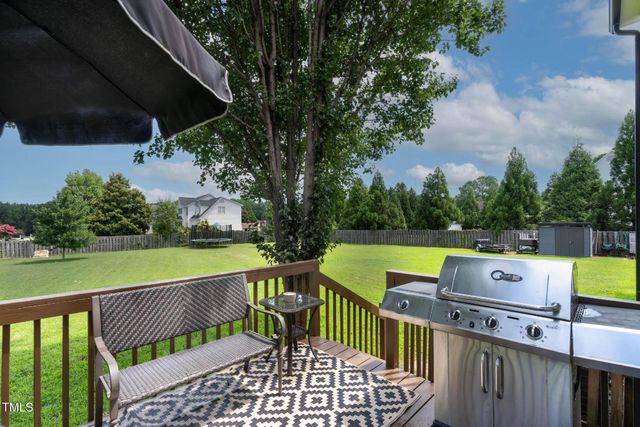 5564 Spence Plantation Lane, Holly Springs, NC 27540