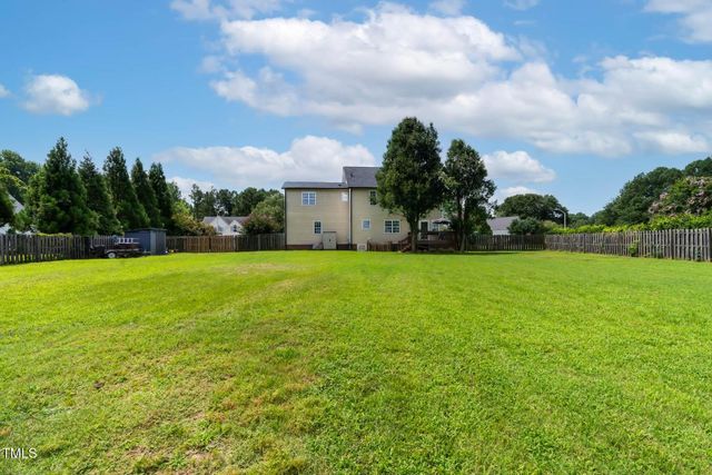 5564 Spence Plantation Lane, Holly Springs, NC 27540