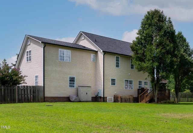 5564 Spence Plantation Lane, Holly Springs, NC 27540