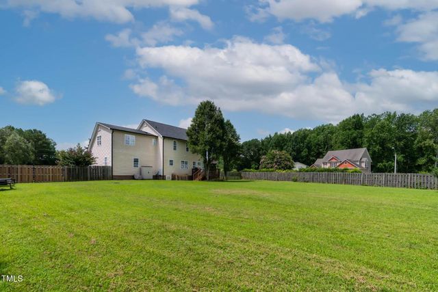 5564 Spence Plantation Lane, Holly Springs, NC 27540