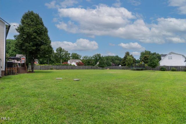 5564 Spence Plantation Lane, Holly Springs, NC 27540