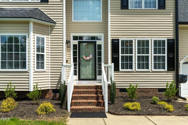 5564 Spence Plantation Lane, Holly Springs, NC 27540