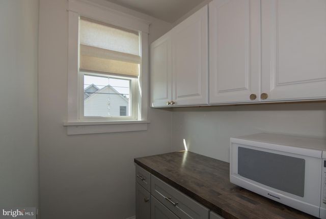 110 SILVIEW AVE, Wilmington, DE 19804