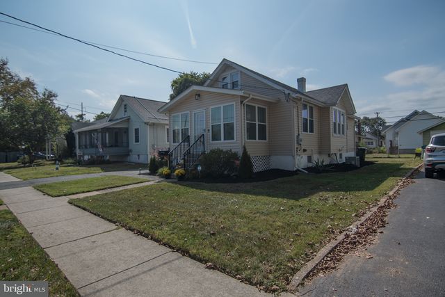 110 SILVIEW AVE, Wilmington, DE 19804