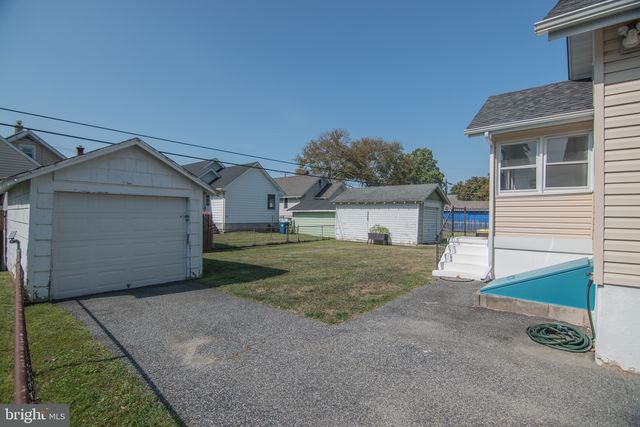 110 SILVIEW AVE, Wilmington, DE 19804