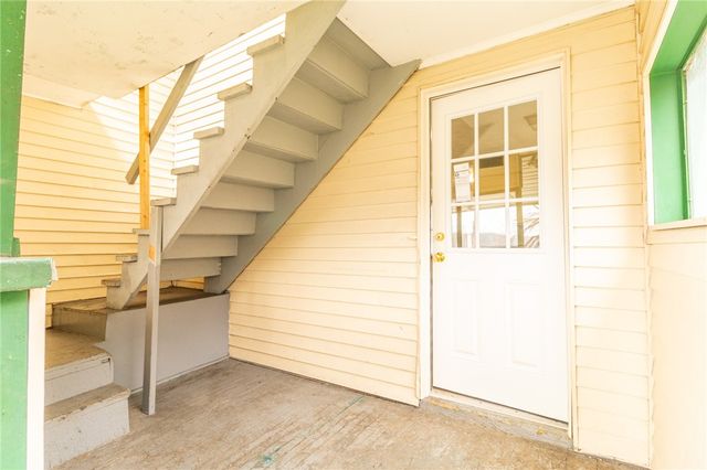 700 6th St, Glassport, PA 15045