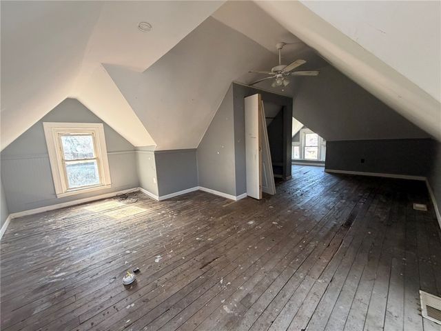 519 Margaret St, Mt Oliver, PA 15210