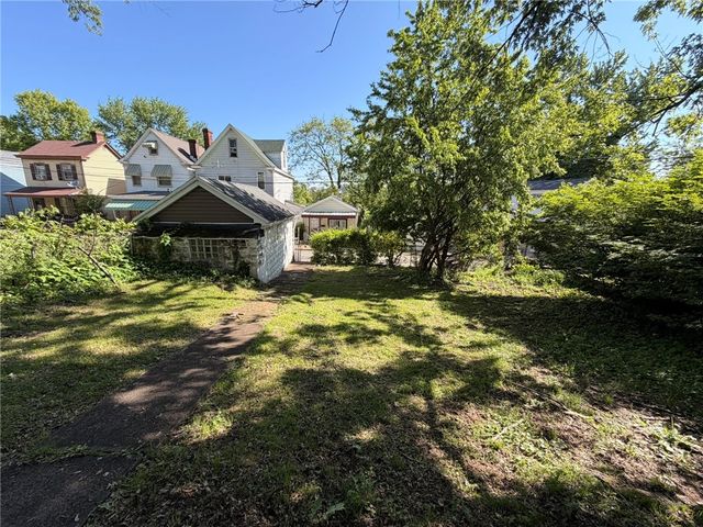 519 Margaret St, Mt Oliver, PA 15210