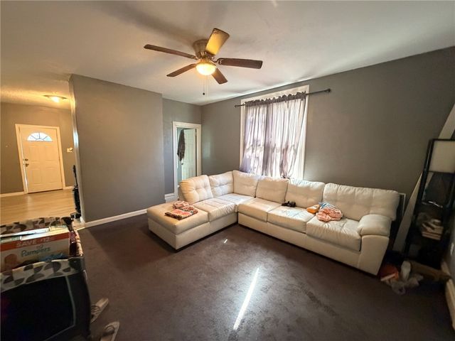 519 Margaret St, Mt Oliver, PA 15210
