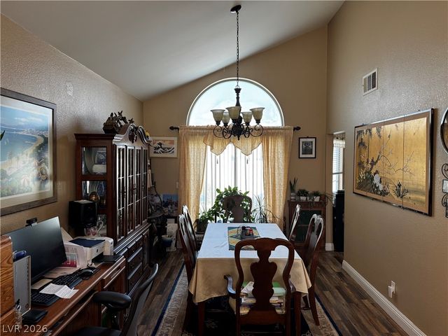 8248 Dolphin Bay Court, Las Vegas, NV 89128