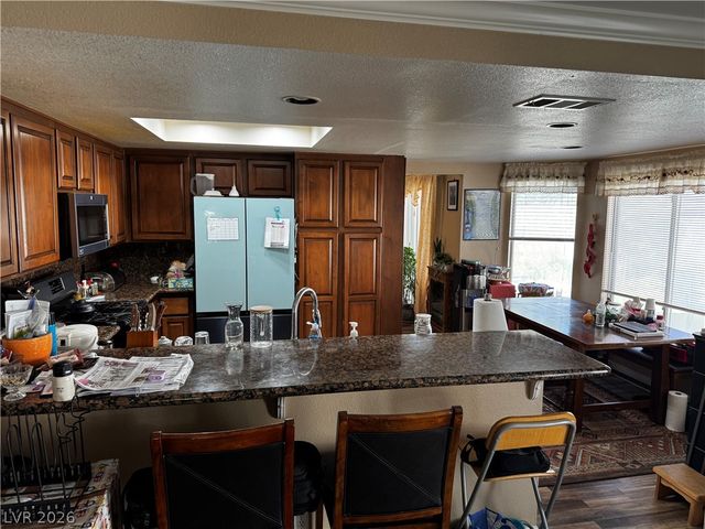 8248 Dolphin Bay Court, Las Vegas, NV 89128