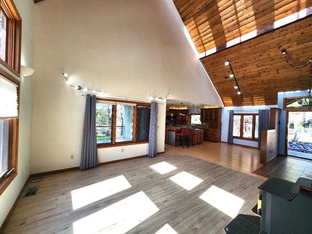 19500 Jesus Maria Rd, Mokelumne Hill, CA 95245