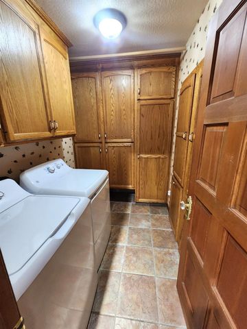 19500 Jesus Maria Rd, Mokelumne Hill, CA 95245