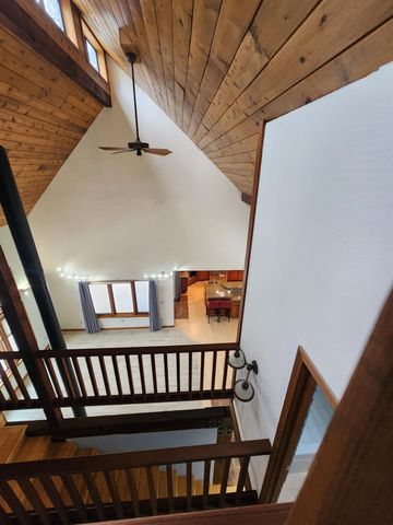 19500 Jesus Maria Rd, Mokelumne Hill, CA 95245