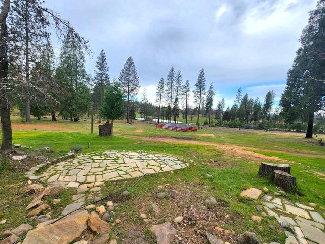 19500 Jesus Maria Rd, Mokelumne Hill, CA 95245