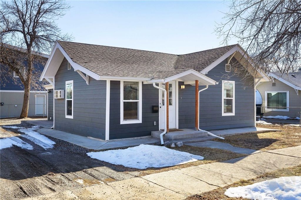 211 Woodland AVENUE, Laurel, MT 59044