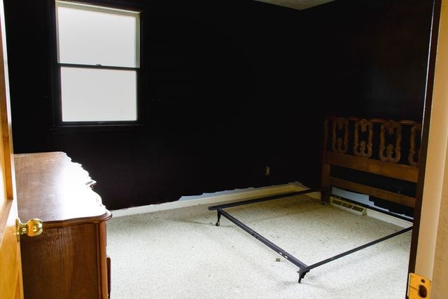 7 Marina Dr, Mattapoisett, MA 02739