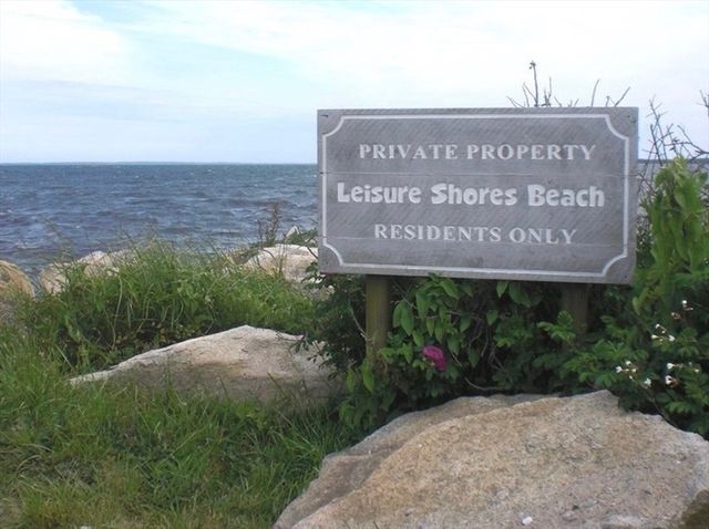 7 Marina Dr, Mattapoisett, MA 02739