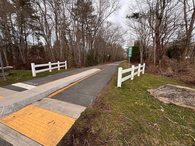 7 Marina Dr, Mattapoisett, MA 02739