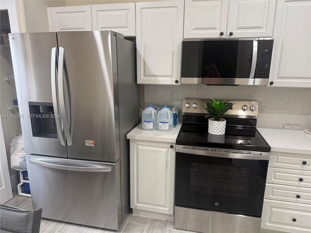 5400 NW 107th Ave 416, Doral, FL 33178